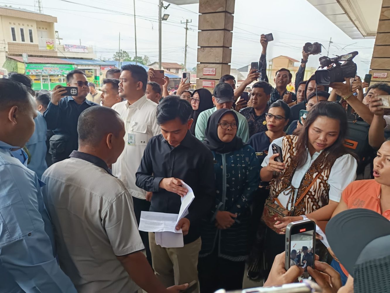 Wapres Gibran Terkejut! Keluarga Pancur Batu Mengadu : Korban Pencurian Jadi Tersangka, Diisukan Masuk DPO
